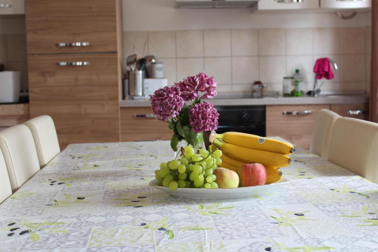 Apartman Robi Nova Vas  Bagian luar foto