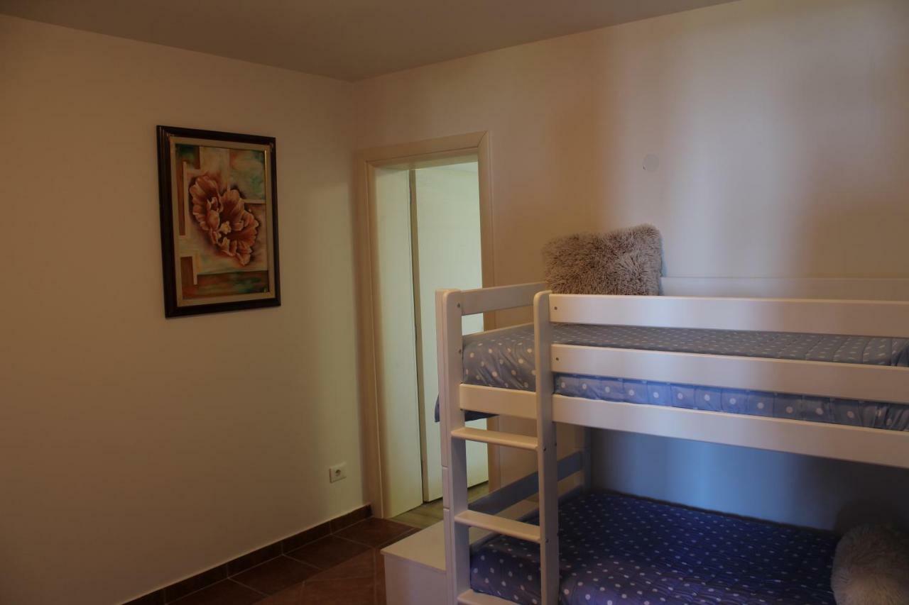 Apartman Robi Nova Vas  Bagian luar foto